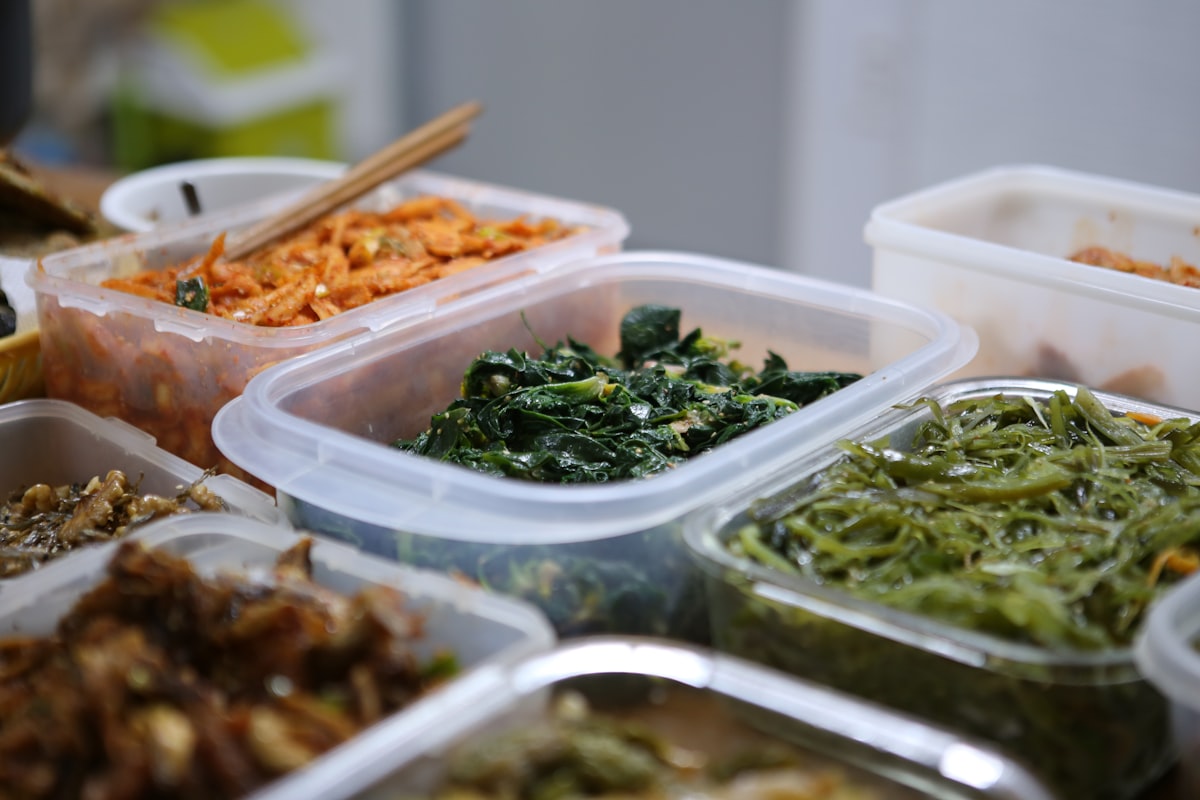 Nutritionist consultation and meal planning process